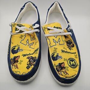 ✨Michigan University Women's Slip On Shoes Small Approx Size 5.5